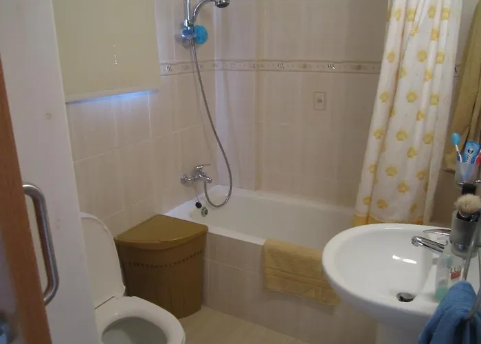 Vila Papantonia Complex 17 *