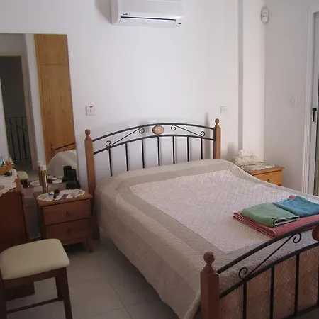 Papantonia Complex 17 فيلة *